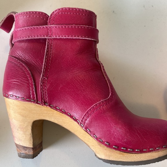 Sky high hot pink Swedish has been boots - Picture 6 of 9